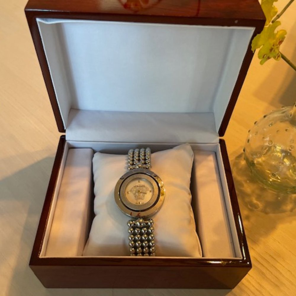 Versace Mother Of Pearl Eon Medusa Watch- Silver, Reversible